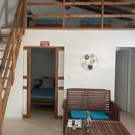 Bungalows Malueva 1 Chambre Et 1 Mezzanine A 5Min De La Plage De La Caravelle Sainte-Anne  Exterior foto